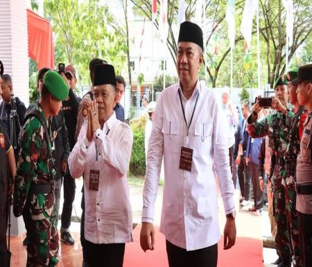 Pasangan Bupati dan wakil bupati Kepulauan Meranti terpilih, Asmar-Muzamil